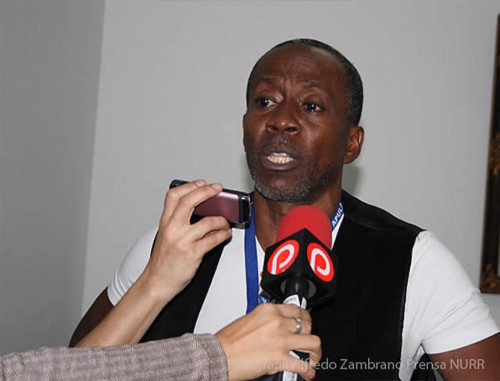 Dr. Eric Brown: “No era necesario someter a los trabajadores a esta presión” (Fotografía Alfredo Zambrano) Dr. Eric Brown: “No era necesario someter a los trabajadores a esta presión” (Fotografía Alfredo Zambrano)
