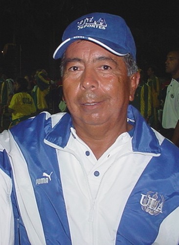 Héctor Rivas representó y llevó con mucho orgullo las tres letras que significa la ULA. (Foto: Archivo de Prensa ULA)