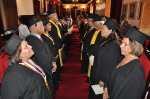 Miembros de la Promoción de Médicos Cirujanos “Dr. Ramón Vielma” al cumplir 35 años de graduados. (Fotografía: Ramón Pico)