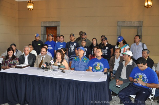 Rueda de prensa Hall de Rectorado ULA. Foto: Lander Altuve