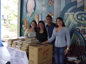 Alumnos de la ULA Táchira y miembros del Voluntaria Docente Penitenciario (Foto: Marlene Otero)