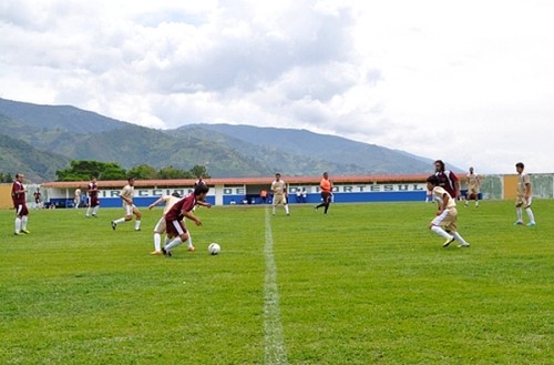 El fútbol masculino tendrá su final este sábado en el estadio Lourdes, desde las 4 de la tarde. (Foto: Ramón Pico)