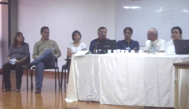 El Grupo de Investigación BORDES instala el Seminario, en espacios del Museo del Táchira (foto: Adela González)