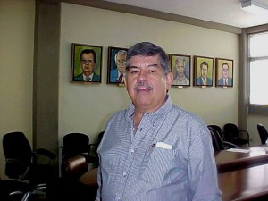El coordinador administrativo de la ULA Táchira, doctor Omar Pérez Díaz (Foto: Marlene Otero)