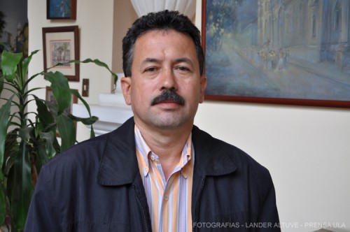 Alcalde del Municipio Zea. Ing. Carlos Julio Rondon
