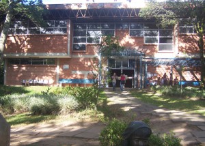 Desarrollan en la ULA-Táchira proyecto de modernización de la Biblioteca (Fotografía: María Virginia Vivas Salinas)