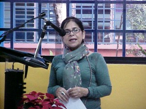 La doctora Gladys Niño durante el acto de entrega de credenciales del I Taller de Formación Básica en Archivística (Foto: Marlene Otero)