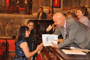 Estudiantes con diversidad funcional también recibieron reconocimientos.    (Foto: Ramón Pico)   